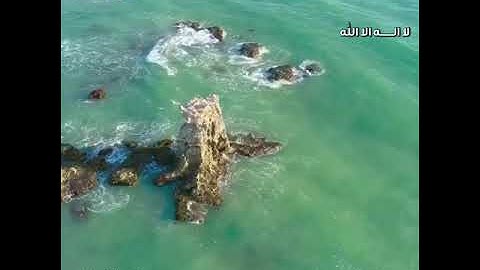 تلاوة عجيبة لسورة الملك تهز القلب و تدمع  العين...سبحان الله العظيم