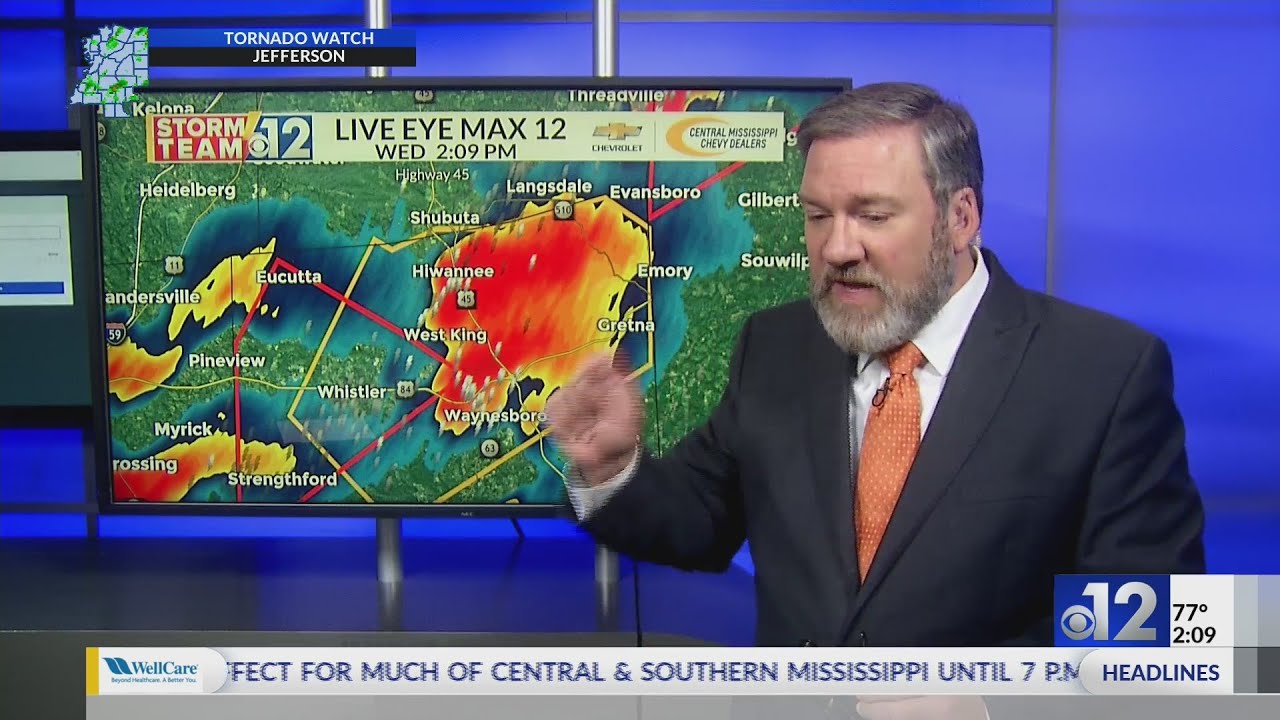 Photos capture tornado in Wayne County - YouTube