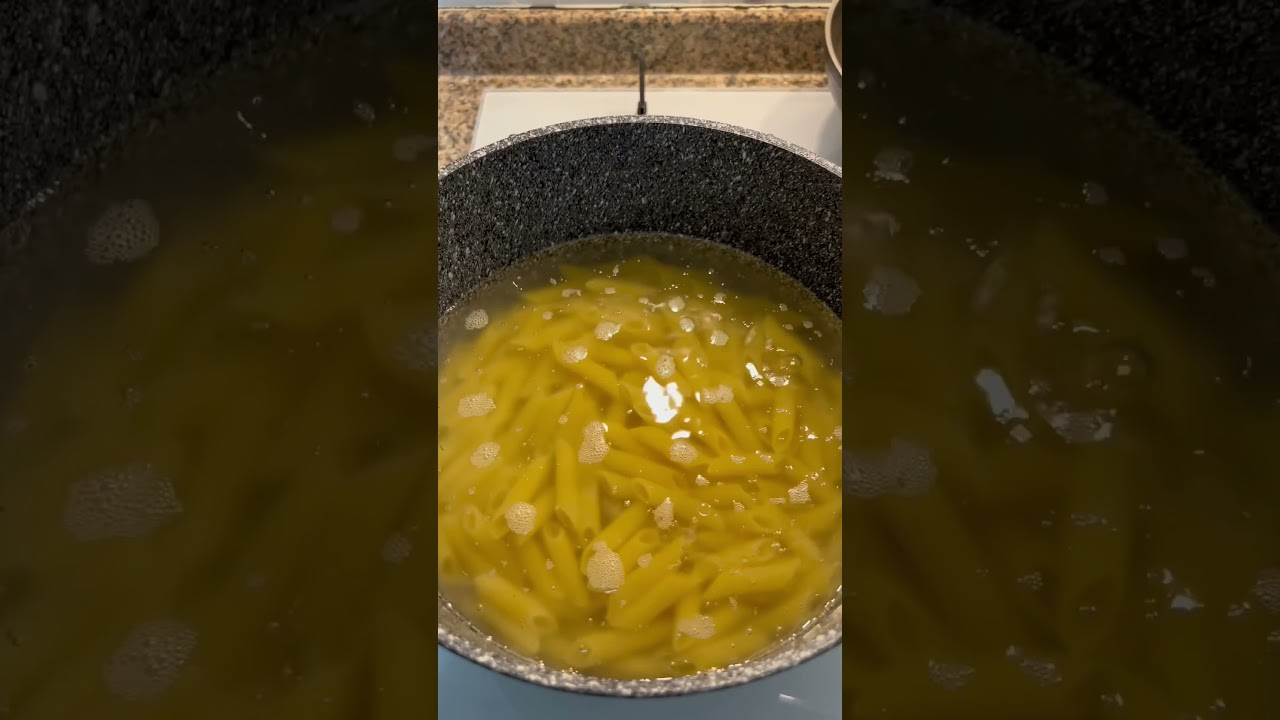 Would you eat this? #shorts #makarna #kıyma #food #mincedbeef #pasta #yemek #cooking #yourubeshorts Would you eat this? #shorts #makarna #kıyma #food #mincedbeef #pasta #yemek #cooking #yourubeshorts