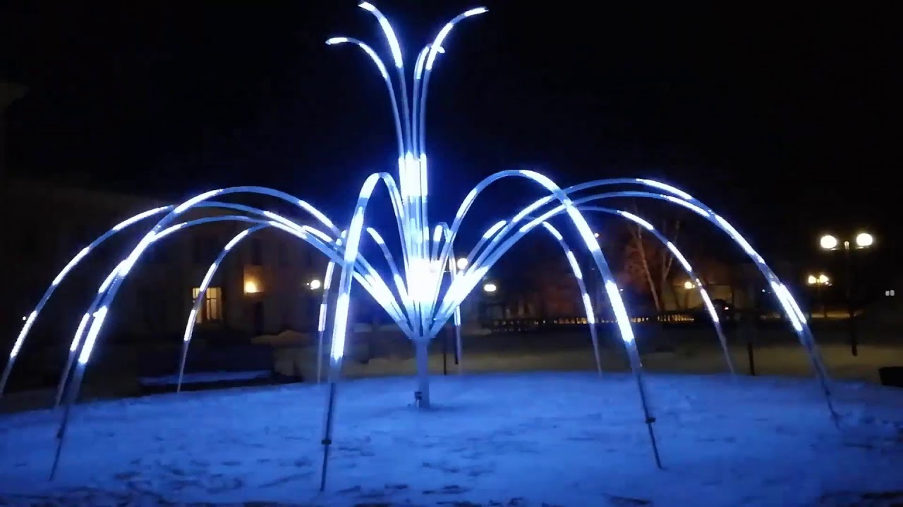 Фонтан работает зимой - YouTube