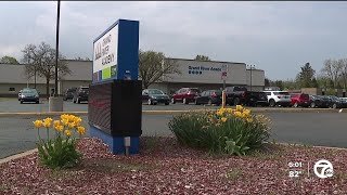 Twice in three weeks: Students distribute alcohol, drugs at local school Twice in three weeks: Students distribute alcohol, drugs at local school