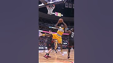 6 rebounds in 15 seconds is crazy 😧 #shorts