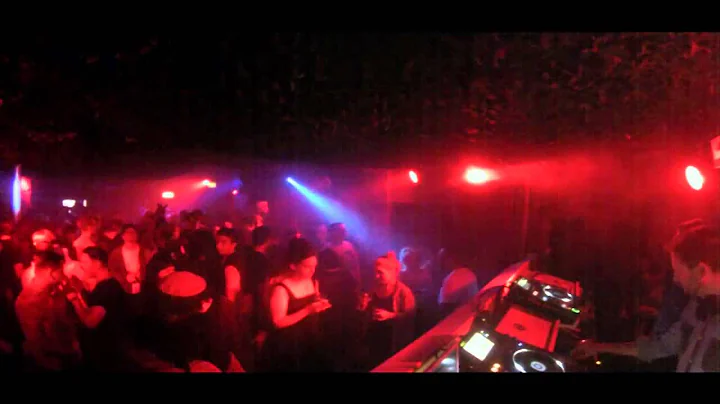 Behling & Simpson 60 Minute Live DJ Set @ DJ Mag B...