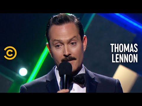 How to Know if the Drug You’re Snorting Isn’t Cocaine - Thomas Lennon