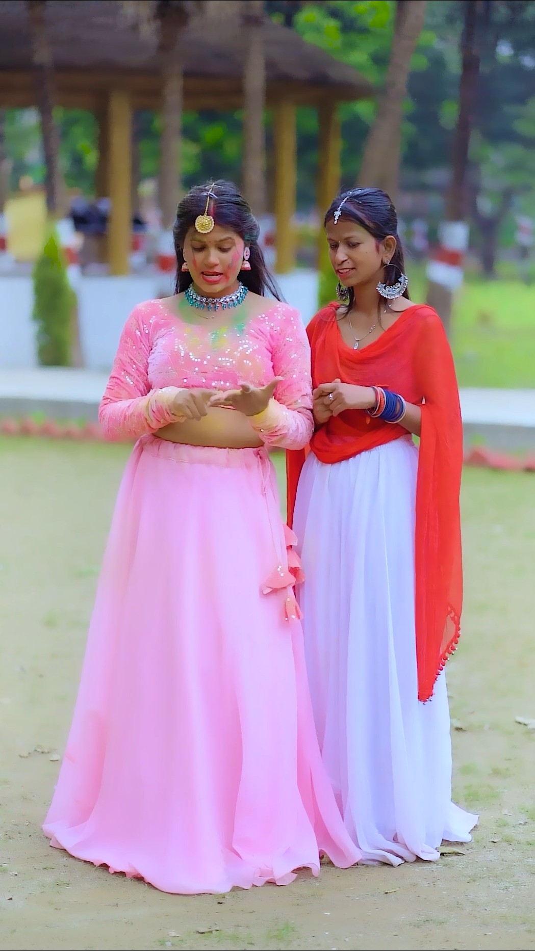 Holi ke lia nibu bhi le lia