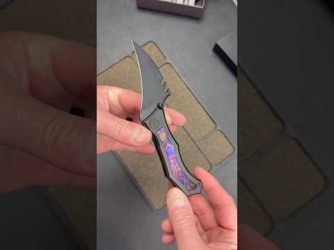A Real Stinger from DC Blades