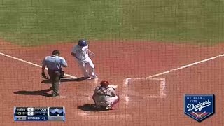 Jensen goes yard for Dodgers