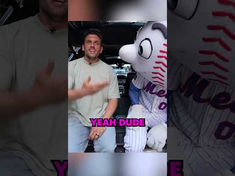 Kissing Mr. Met??? | Chris Distefano is Chrissy Chaos