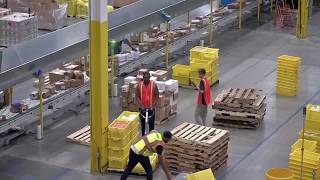 US job growth accelerates by the most in 15 months in March