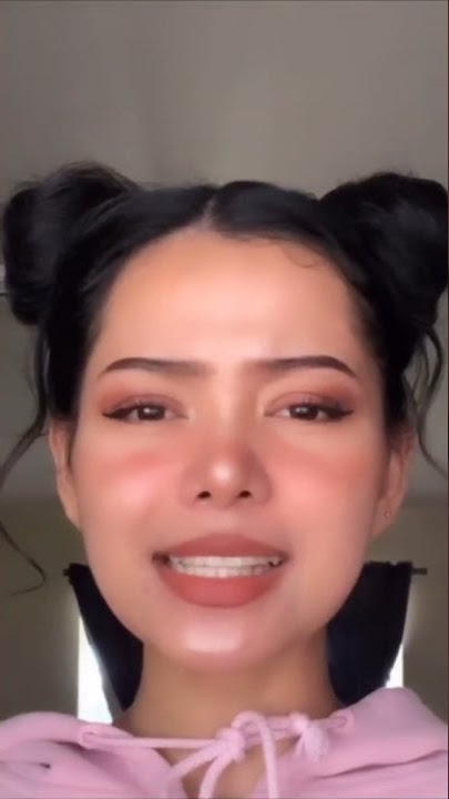 Bella Poarch Tik Tok @bellapoarch