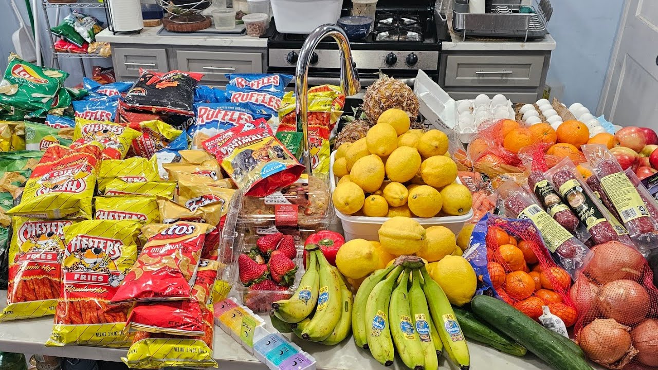 Dumpster Diving Kahon Kahon Na Mga Chips Prutas Gulay  Itlog Salami Libre
