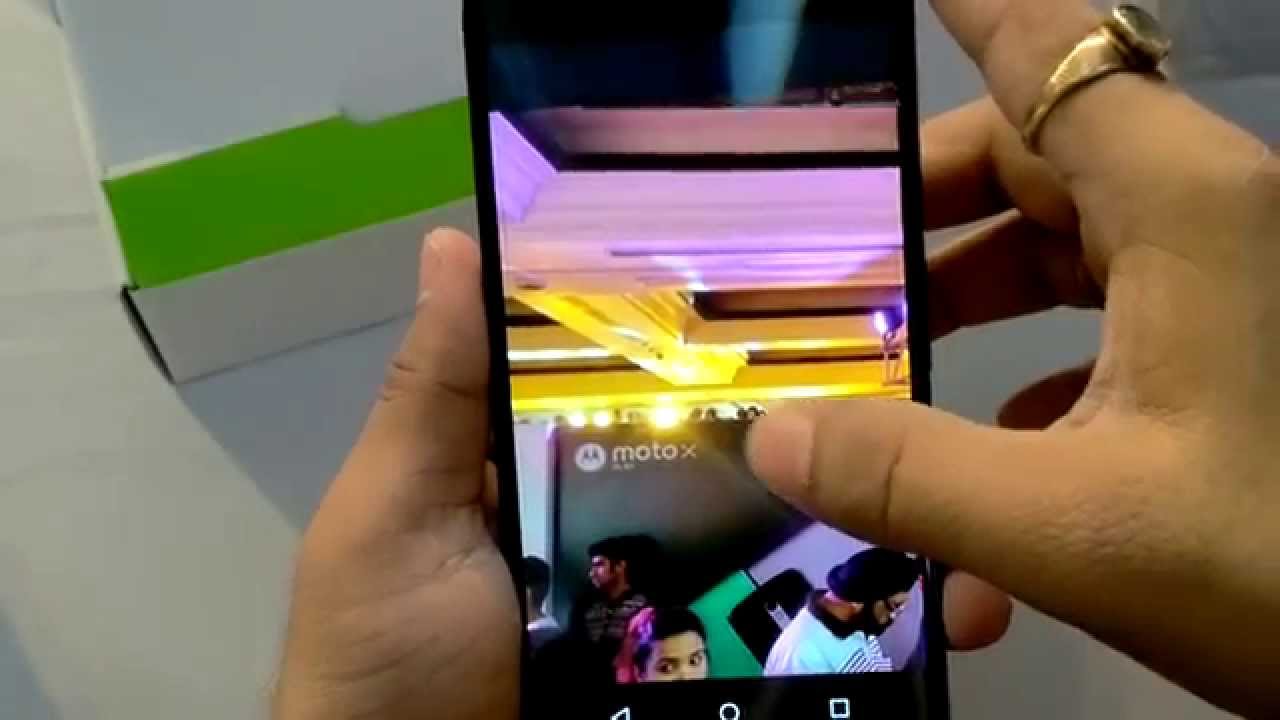 Unboxing and first Impression of Moto X Play