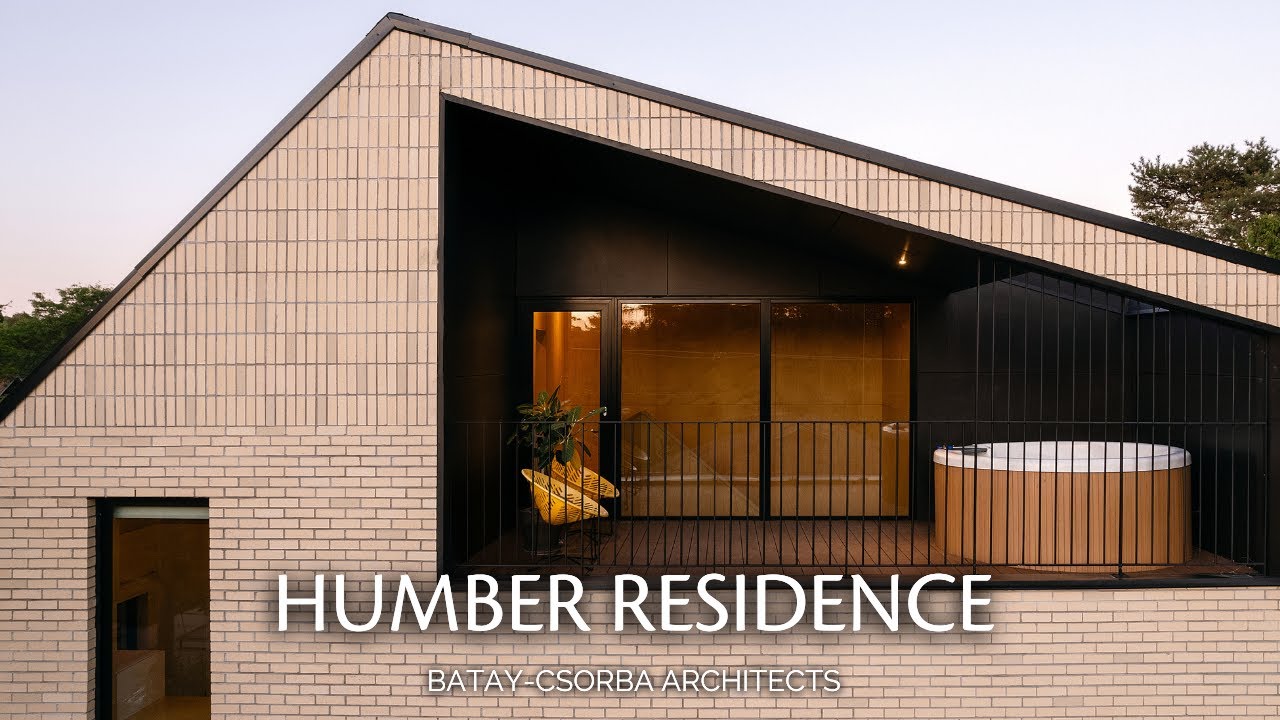 House that Explores Verticality as an Organizational Principle