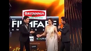 Kapil Sharma and Shahrukh Khan is flirting with Madhuri Dixit