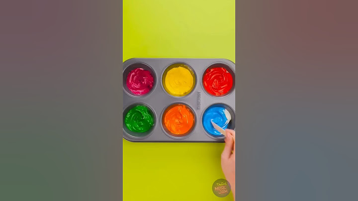 Lets make some edible paint 🎨 #painting #drawing #parenting #parentingtips #diy #lifehacks