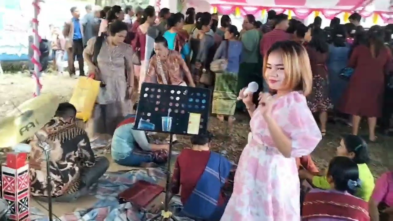 masuk rombongan parboru sian Riau, pesta pernikahan adat Batak/HORAS MUSIK