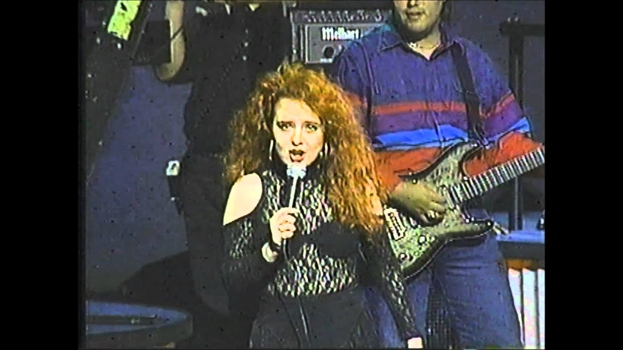 Shelly Lares - Ganas De Besarte