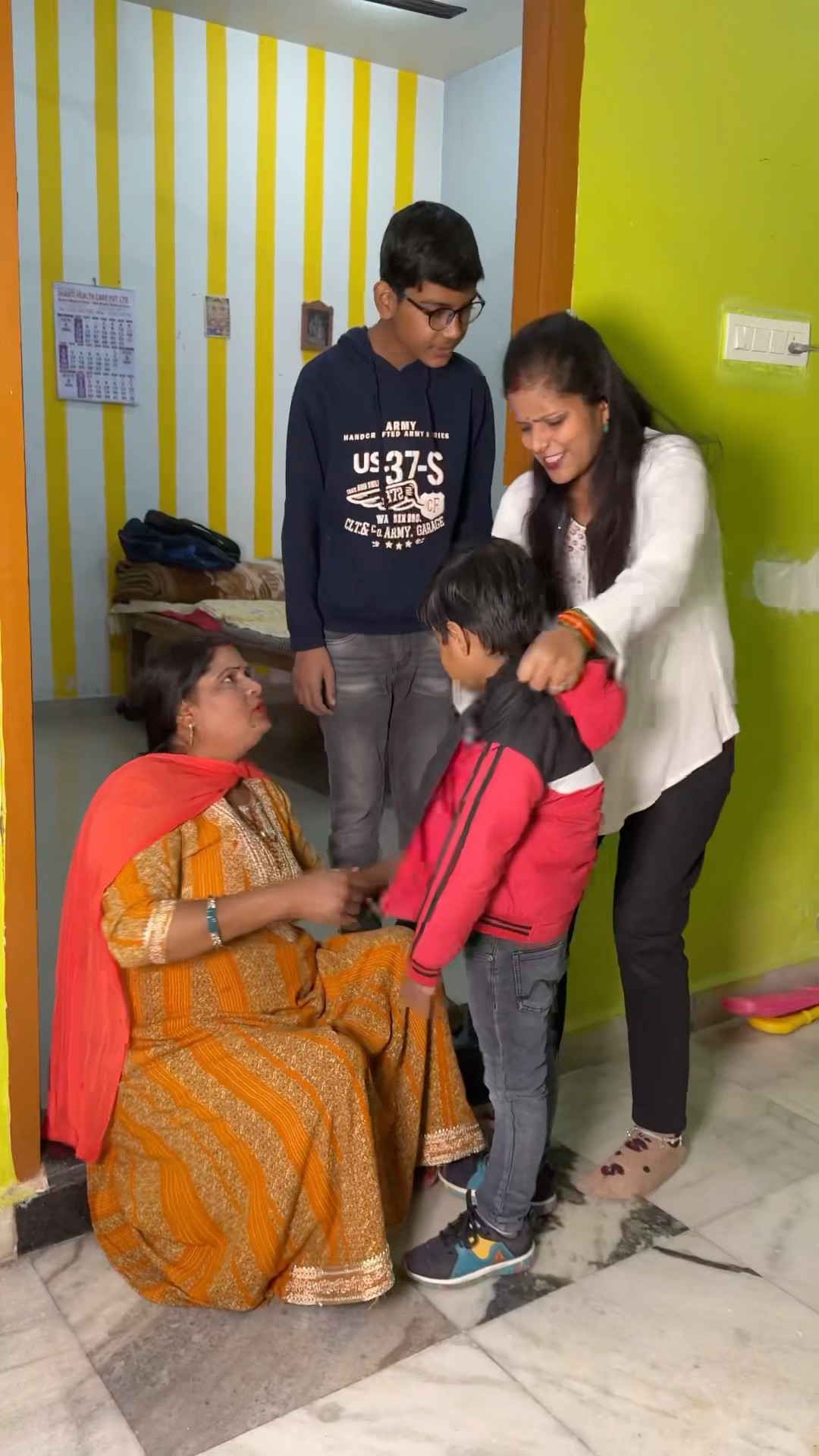 Ayaan aur dadi ke sath Bura hua ❤️? #shorts #emotional #familylove #concept #story #funnyshorts