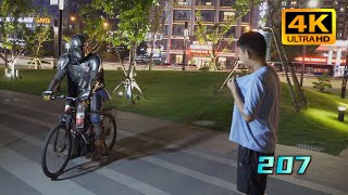 【207】伪装成曼达洛人等身手办 给大学生送点“惊喜”.Funny Mandalorian pranks in China.