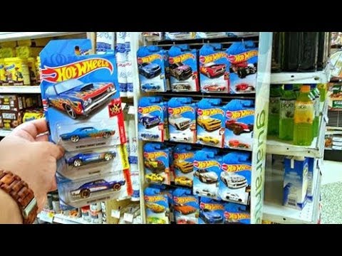 Hot wheels hunting at Publix!! - YouTube