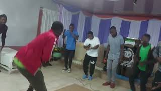 Nibebe Nibebe ,,Mikononi Mwako Niwe Salama Live At Kawangware Pag