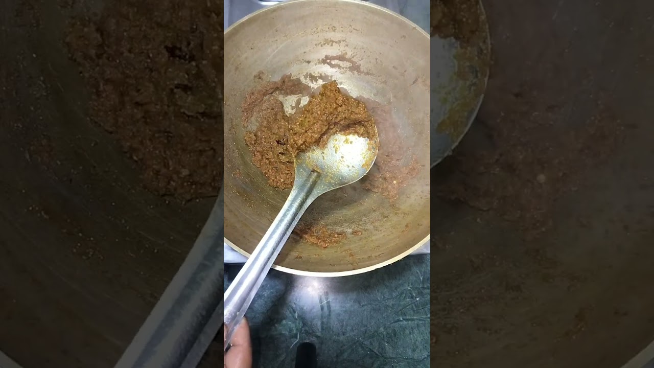 देखिए मैंने मटर मशरूम की सब्जी किस तरह से बनाई है और यह कितनी टेस्टी बनी है 😊😊