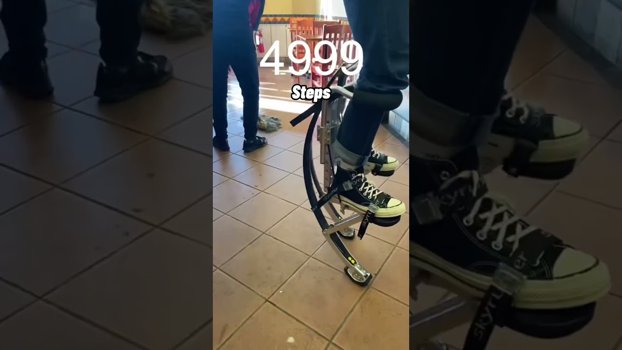 В туфлях-кенгуру за 300 долларов 😳