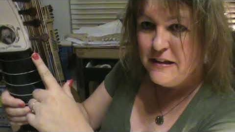 Susan Price Explains Lute Fret Tightening