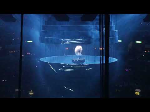20190810 PRETTY CRAZY 容祖兒演唱會 第6場 開場 + 空港