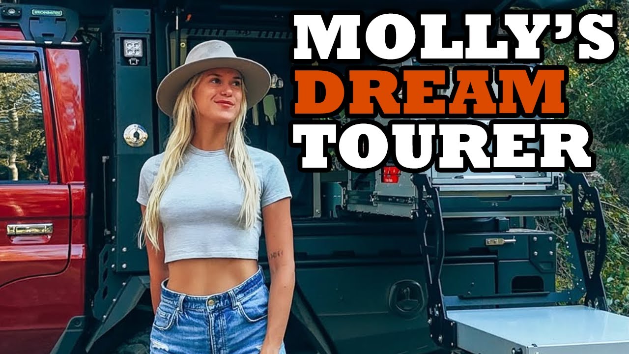 Ультимативный туристический мотоцикл серии 79 от Молли Диксон