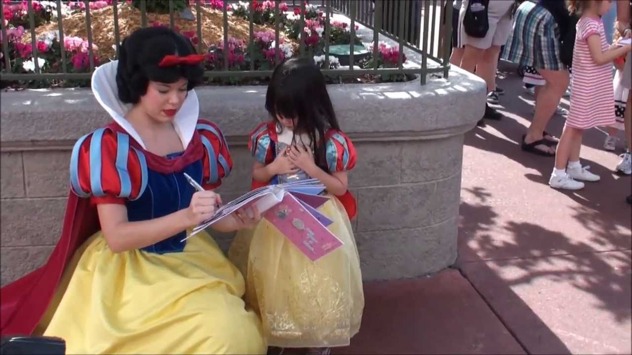 KIDS HAVE BEST DAY EVER AT DISNEY WORLD! Fun And CRAZY KIDS MEET DISNEY  WORLD PRINCESSES 