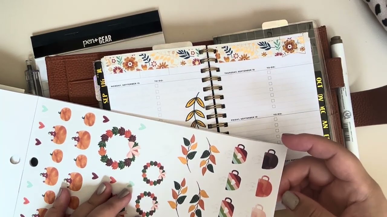 Weekly setup || Day designer 🍂🍁🤍