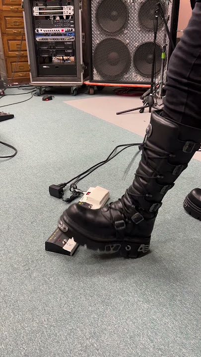 Michael Angelo Batio Prepping For His Live Premiere With MANOWAR