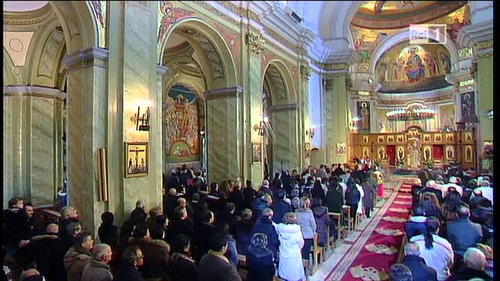 Celebrazione della Divina Liturgia nella Cattedrale di Lungro(2013).parte I