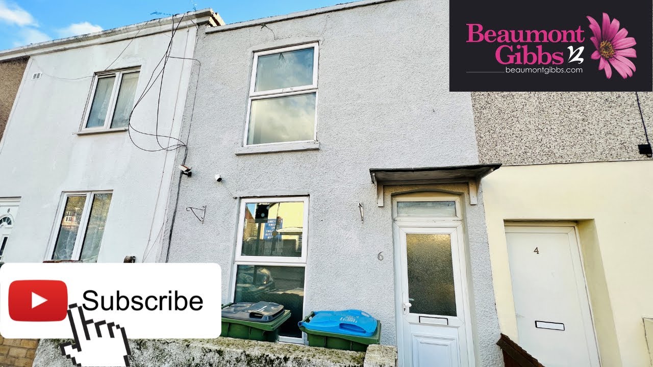 Estate Agent in Plumstead SE18 Beaumont Gibbs, two bedroom cottage for