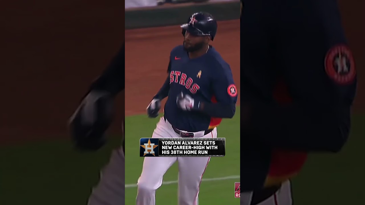 The chase for Triple Crown continues for Yordan Alvarez! 👑 #yordanalvarez #astros #mlb