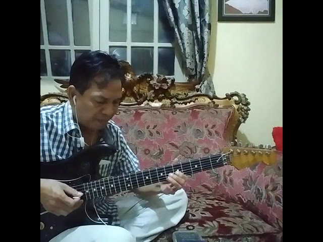 CINTA RAHASIA ELVY.S..COVER MELODY UDIN ICING class=