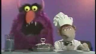 Muppet Show - Delicious Kermit gets eaten by Gorgon Heap (with Vincent Price) Resimi