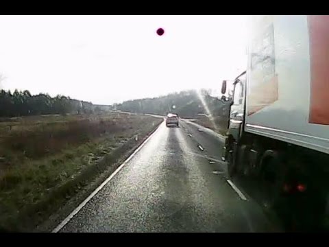 Iceland Delivery Driver, Dangerous Driving on Dash Cam