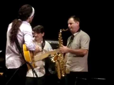 Helio Reichert sax,Musica Amanhecer  (Mazin Silva)...