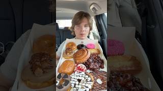 First Time Trying Randy’s Donuts! #food #shorts #eating #donuts