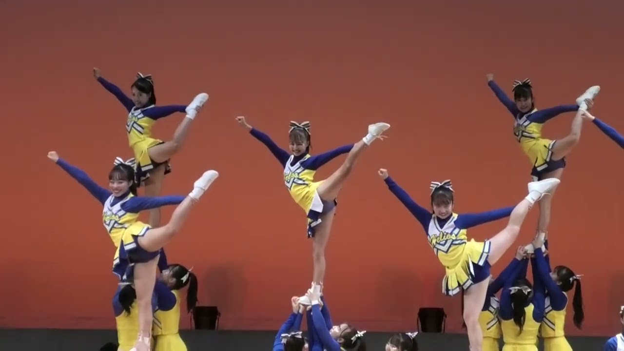 団祭2024⑤ 関西大学応援団 バトン・チアリーダー部「FLASH」 - YouTube