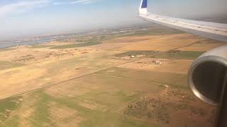 United B737-800 Landing in Denver
