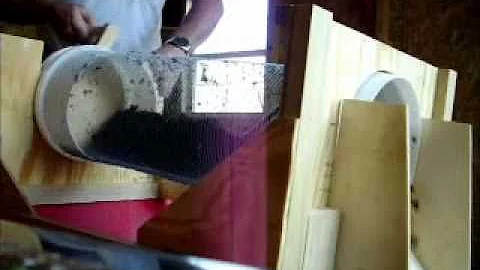 3 weeks to  harvest worm casting project, 3 of 4 (Harvesting with Wheelbarrel Harvester)