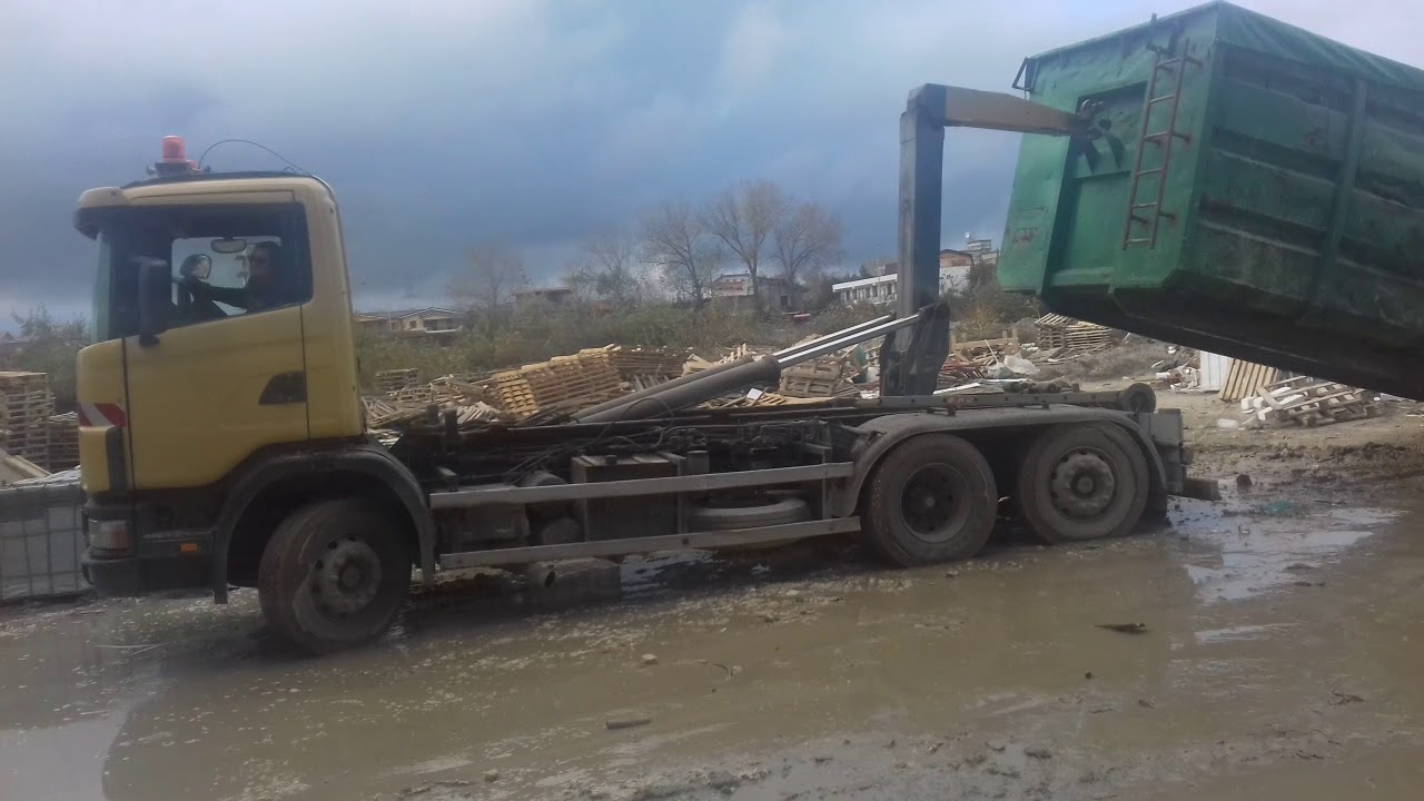 Camion abroll 20t moloz.