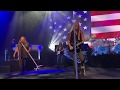 Lynyrd Skynyrd live - Red White and Blue