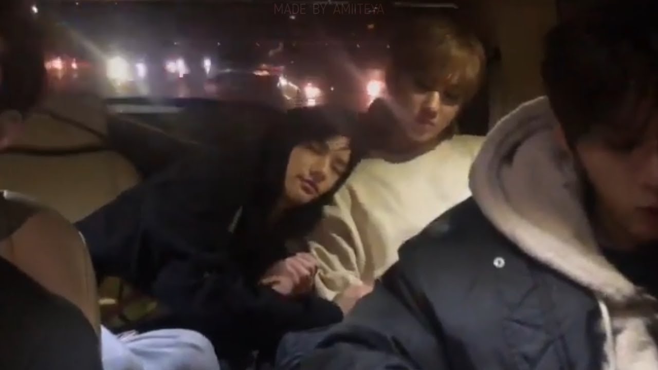 stray kids messing around (mostly changjin) // vlive