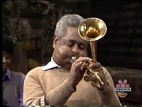 Classic Sesame Street - Dizzy Gillespie Plays