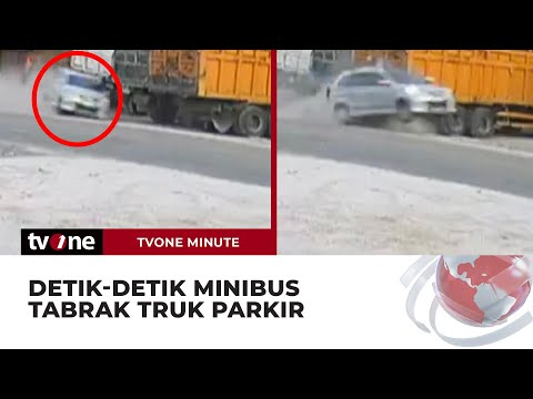 Kecelakaan Maut Minibus Tabrak Bus Parkir, Tiga Orang Tewas | tvOne Minute