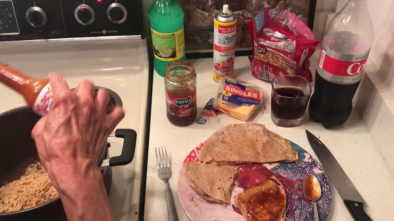 Lunch Meat & Dollar Tree Cheese Quesadilla & Beef Top Ramen YouTube